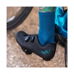 Zapatillas Northwave Revolution 3 Negro Iridescent 11 Zapatillas Northwave Revolution 3 Negro Iridescent -Ciclismo Ventas zapatillas northwave revolution 3 negro iridescent 4